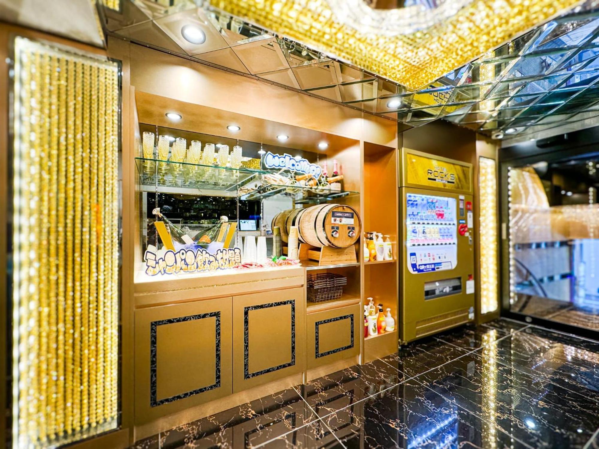 Hotel Rocks Tokyo Bagian luar foto